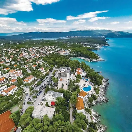 Amazing In Zidarici With Wifi Apartment
