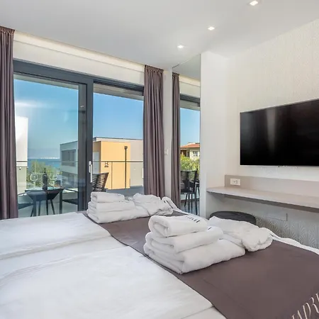 Apartment Amazing In Zidarici With Wifi