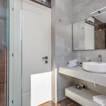 2 Bedroom Awesome In Zidarici * Vantacici