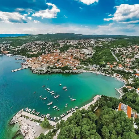 Apartamento 2 Bedroom Awesome In Zidarici