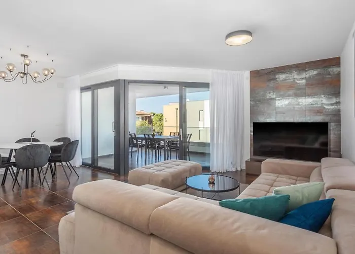 Apartament 2 Bedroom Awesome In Zidarici